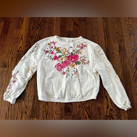 By Anthropologie By Anthropologie Floral Embellished Sweatshirt Medium - Picture 5 of 7